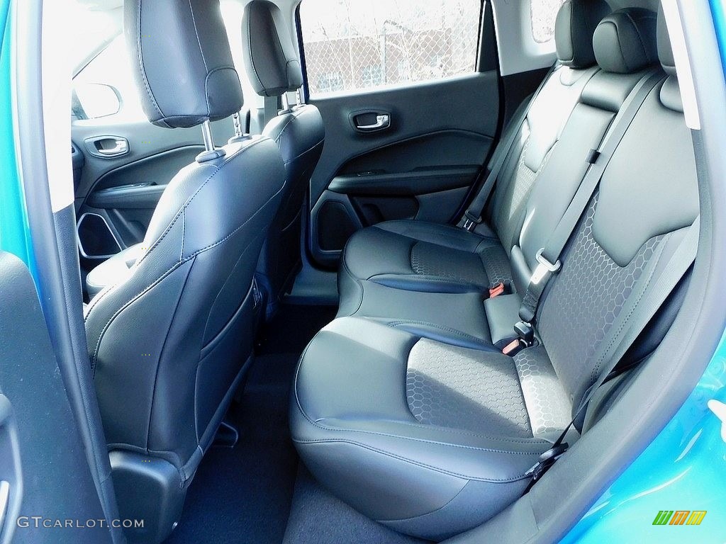 2021 Compass Latitude 4x4 - Laser Blue Pearl / Black photo #12