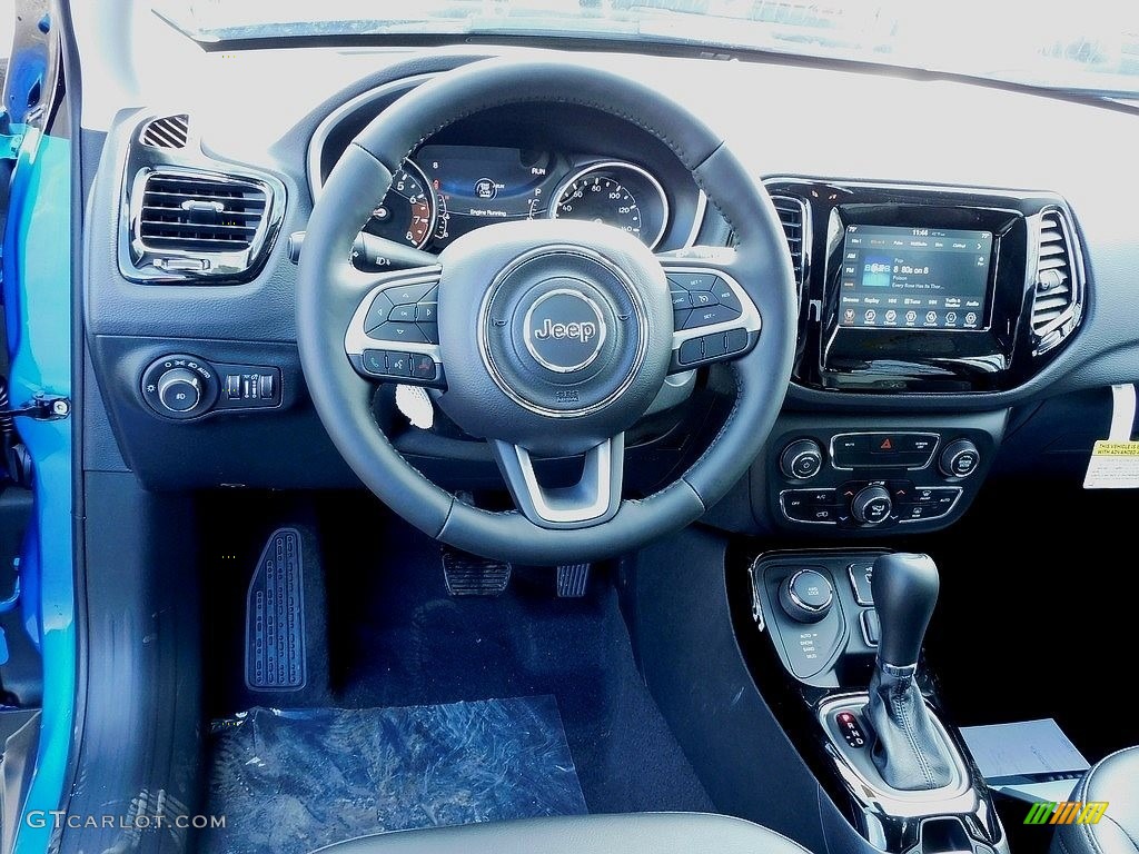 2021 Compass Latitude 4x4 - Laser Blue Pearl / Black photo #13