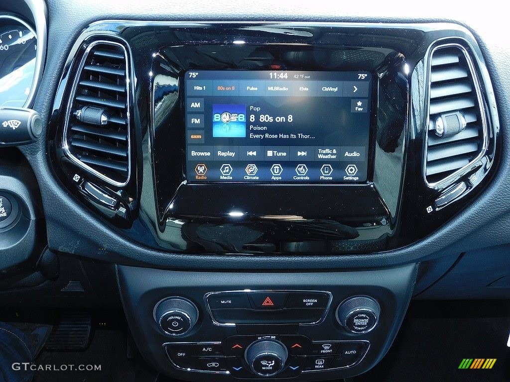 2021 Compass Latitude 4x4 - Laser Blue Pearl / Black photo #15