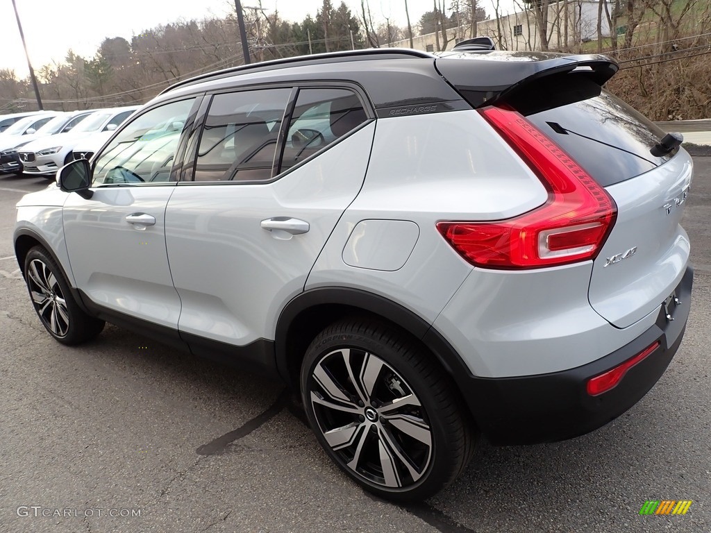 Glacier Silver Metallic 2021 Volvo XC40 P8 eAWD Recharge Pure Electric Exterior Photo #140819396