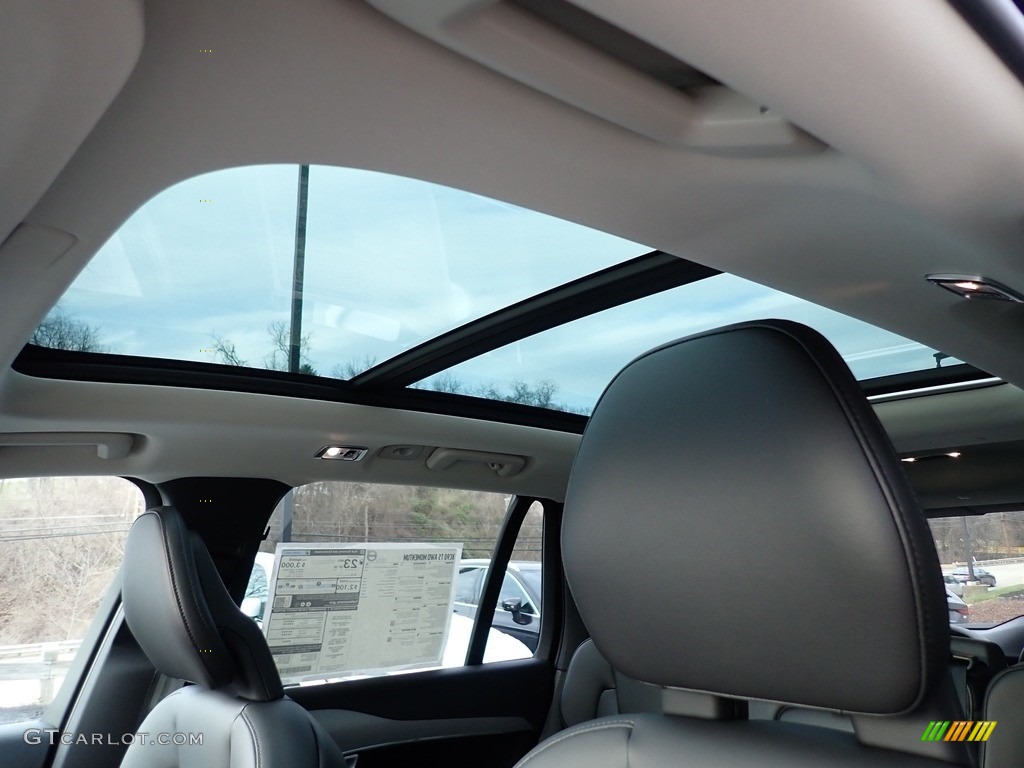 2021 XC90 T5 AWD Momentum - Denim Blue Metallic / Charcoal photo #12