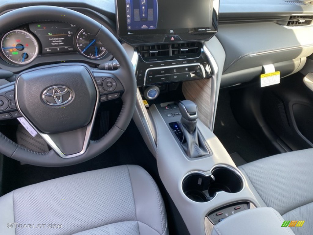 2021 Toyota Venza Hybrid XLE AWD Controls Photo #140821683