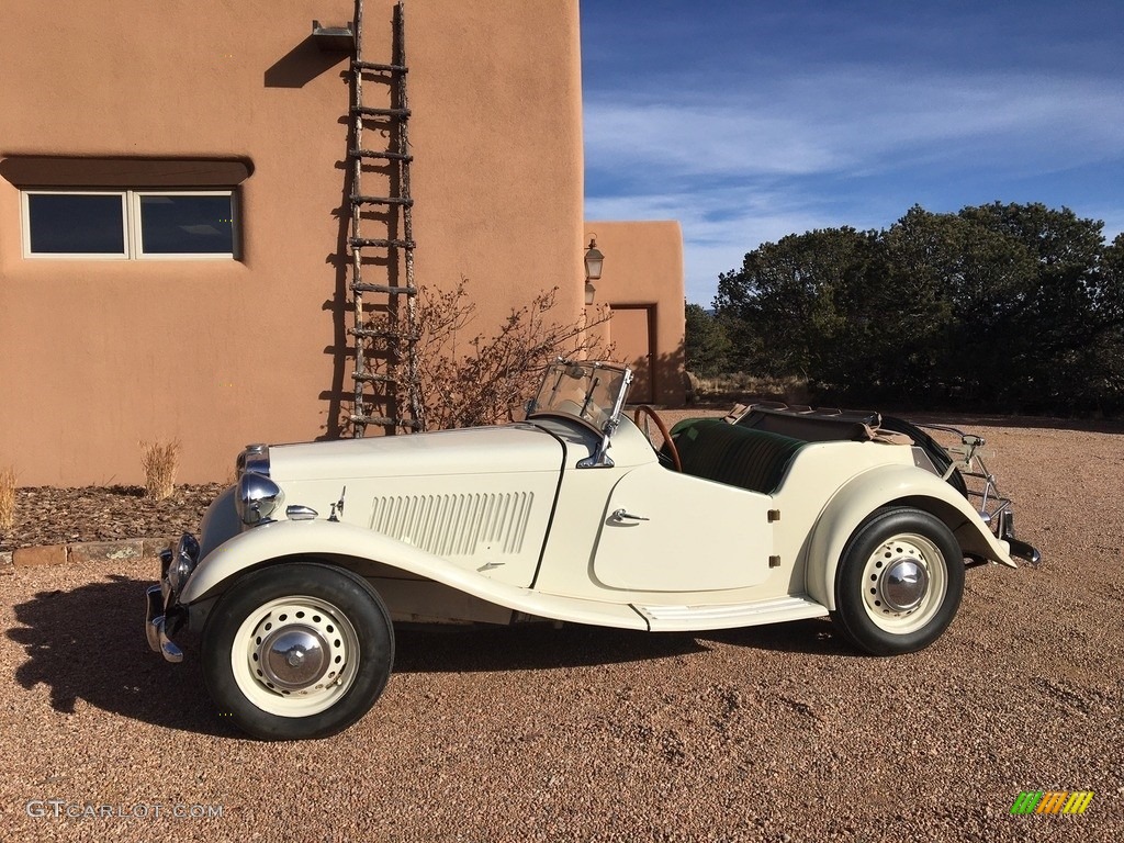 Ivory 1953 MG TD Roadster Exterior Photo #140822554