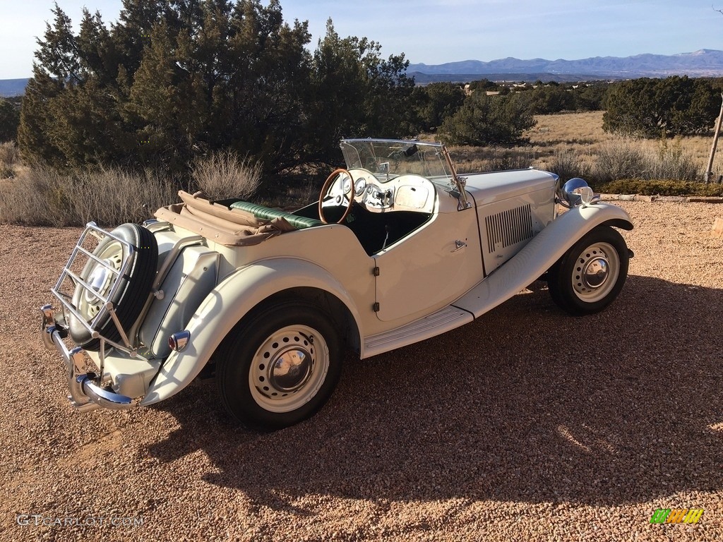 Ivory 1953 MG TD Roadster Exterior Photo #140822704