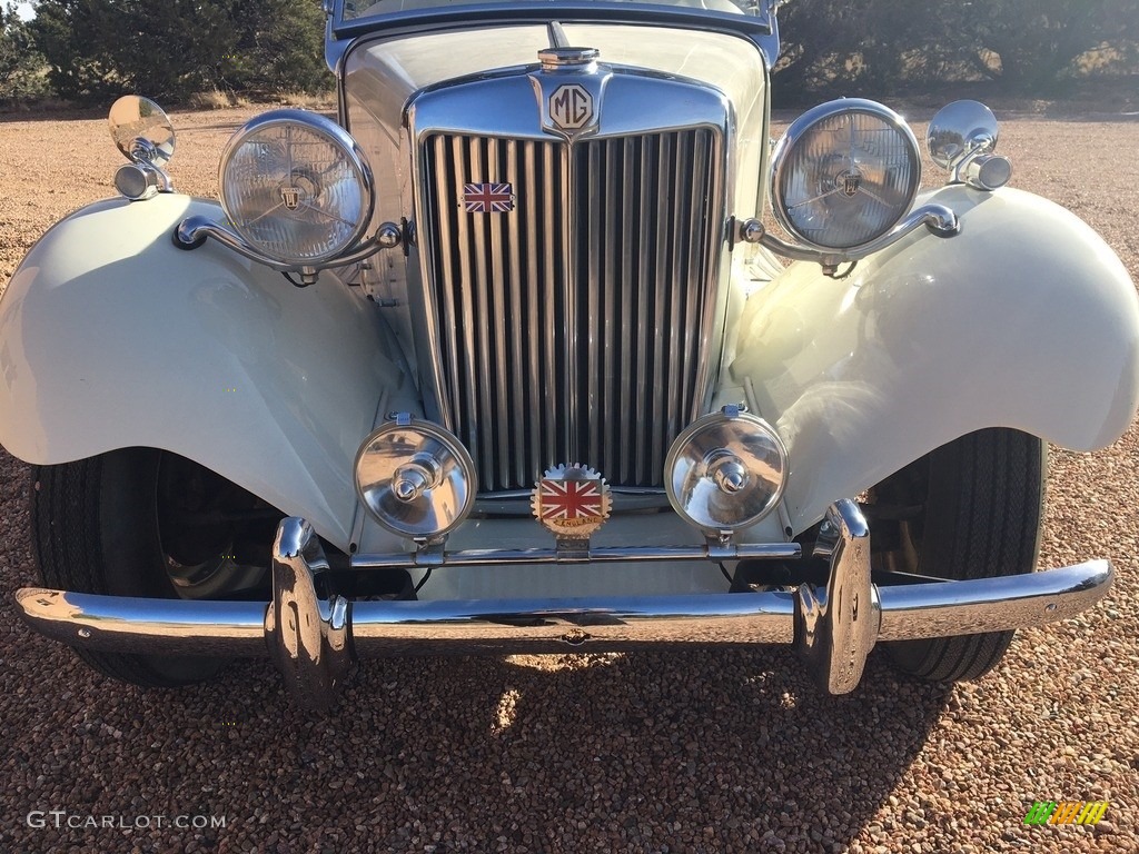 Ivory 1953 MG TD Roadster Exterior Photo #140822860