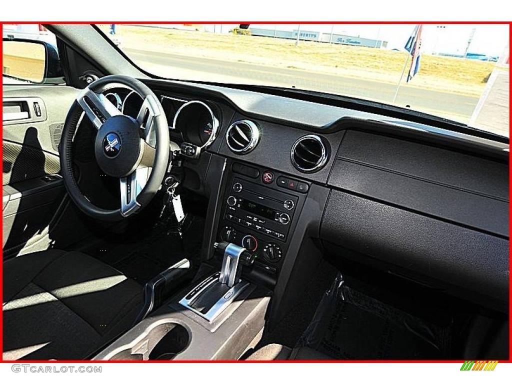 2008 Mustang V6 Premium Coupe - Alloy Metallic / Dark Charcoal photo #16