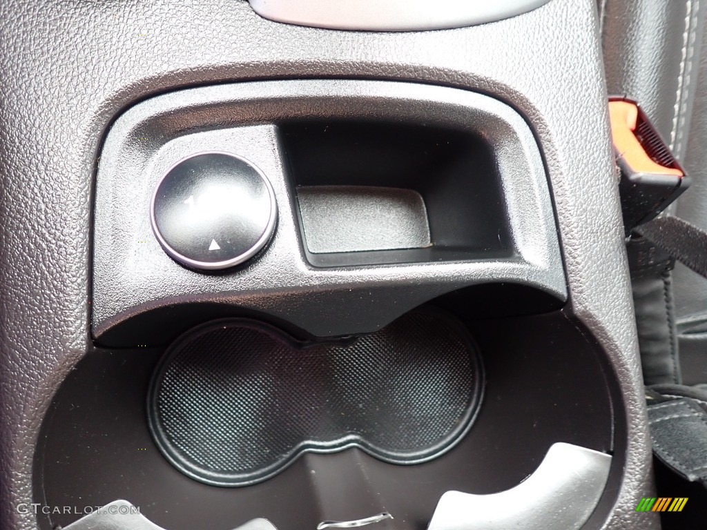 2014 Focus SE Sedan - Sterling Gray / Charcoal Black photo #27