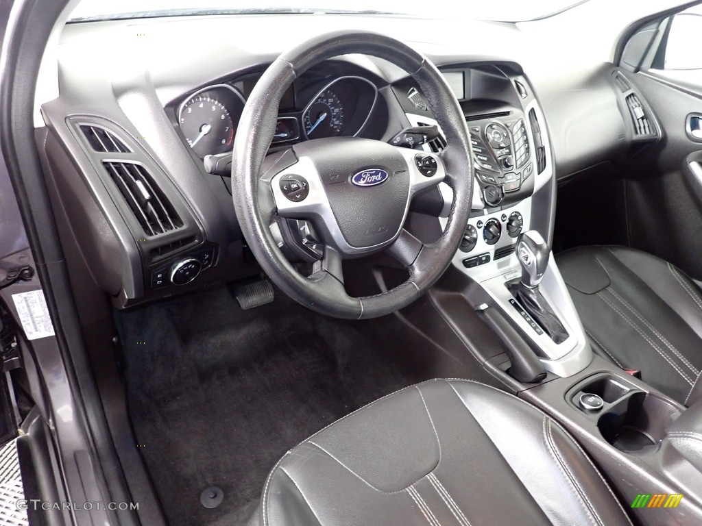 2014 Focus SE Sedan - Sterling Gray / Charcoal Black photo #29
