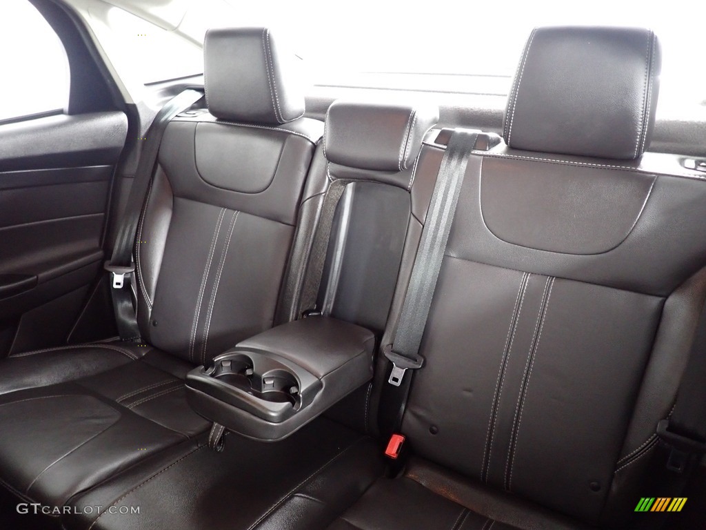 2014 Focus SE Sedan - Sterling Gray / Charcoal Black photo #30