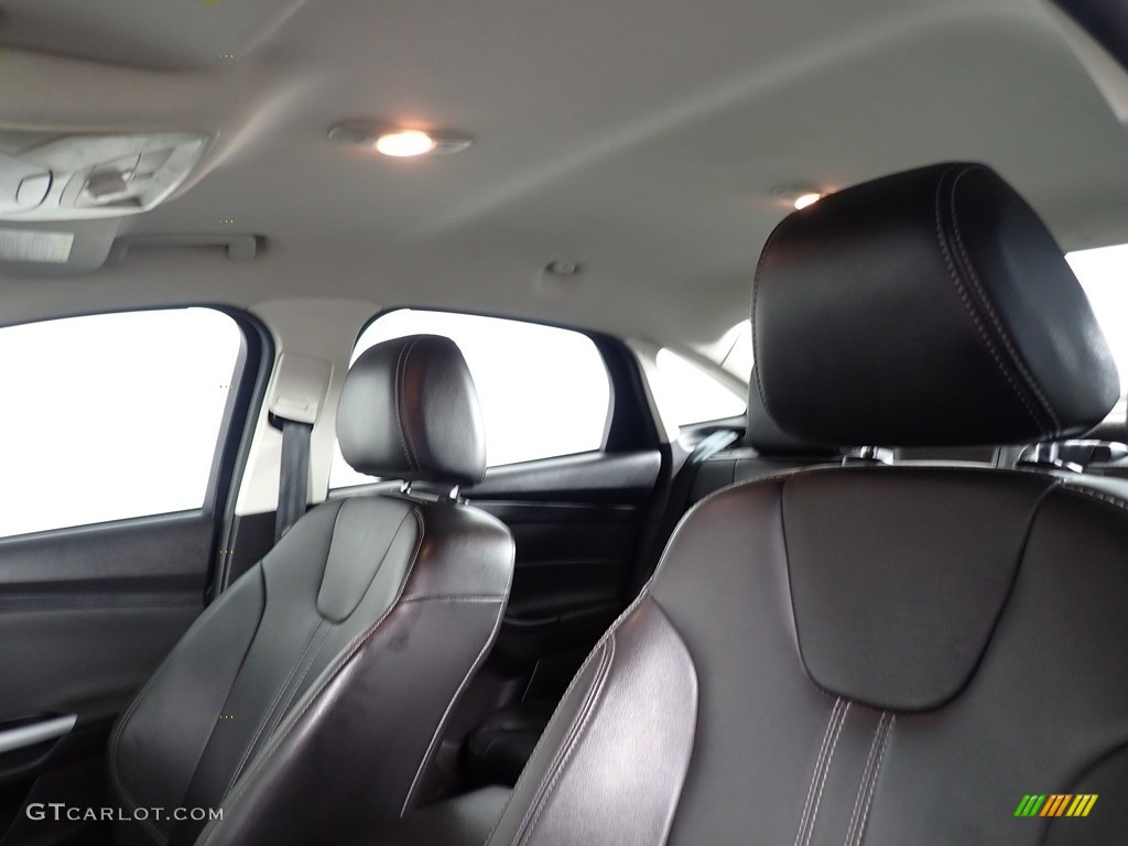 2014 Focus SE Sedan - Sterling Gray / Charcoal Black photo #39