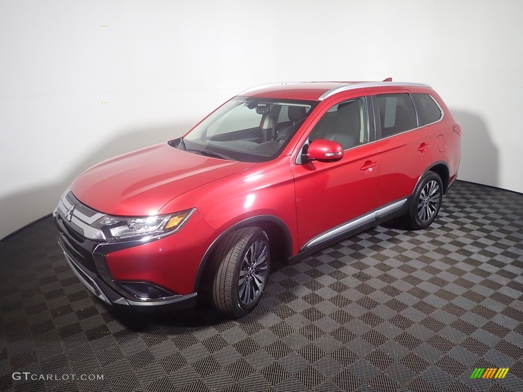 2019 Outlander SEL S-AWC - Rally Red Metallic / Black photo #10