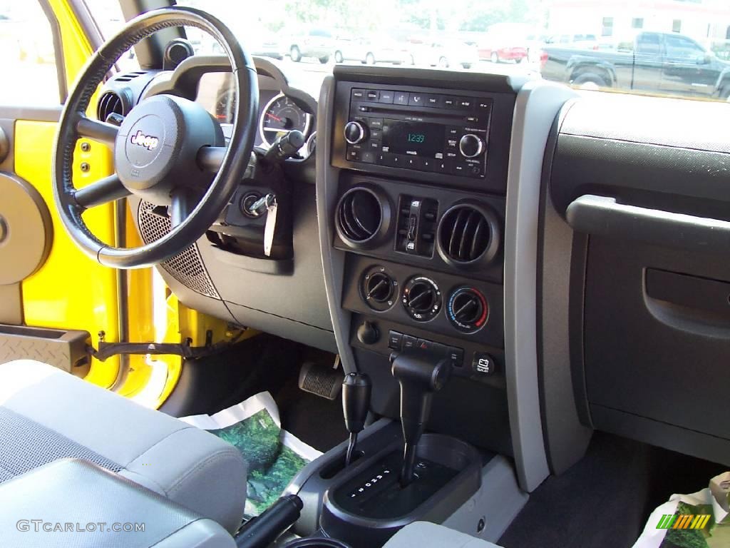 2008 Wrangler Unlimited Rubicon 4x4 - Detonator Yellow / Dark Slate Gray/Med Slate Gray photo #12