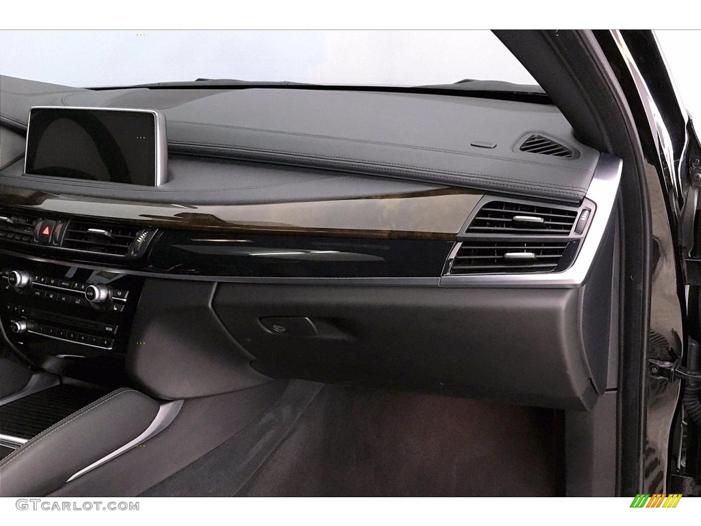 2018 X6 sDrive35i - Jet Black / Black photo #22