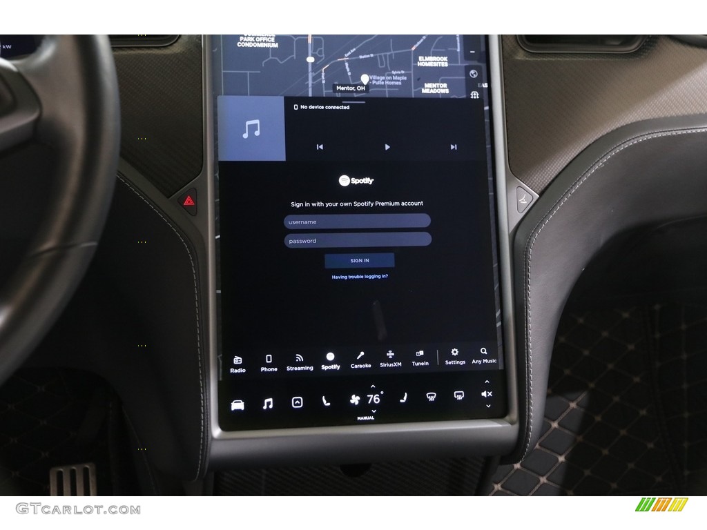 2018 Model X P100D - Solid Black / White photo #36