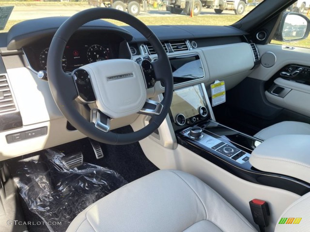 2021 Land Rover Range Rover P525 Westminster Front Seat Photos