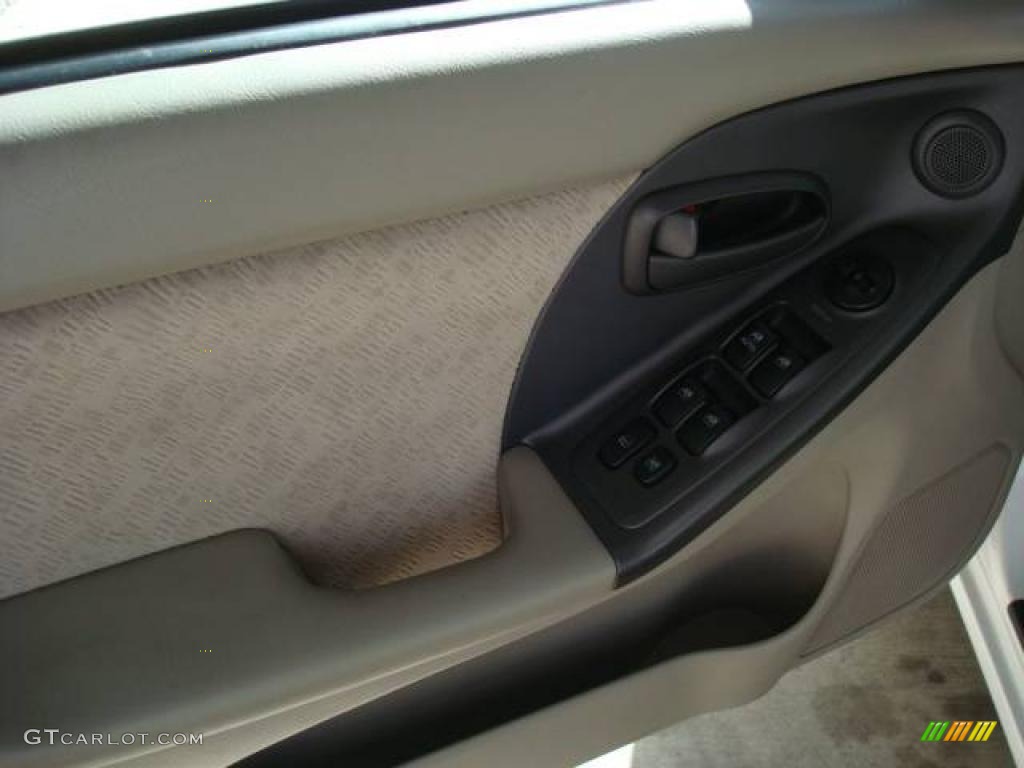 2004 Elantra GLS Sedan - Nordic White / Gray photo #11