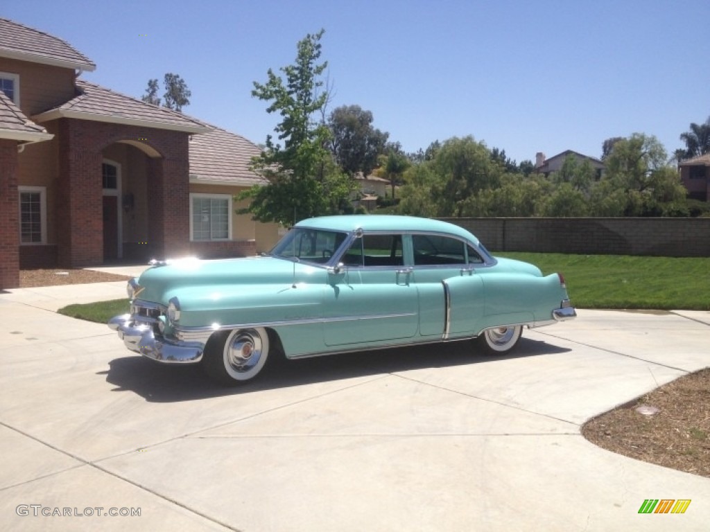 Polar Green 1952 Cadillac Series 62 Sedan Exterior Photo #140834180