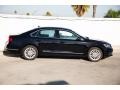  2016 Passat SE Sedan Black