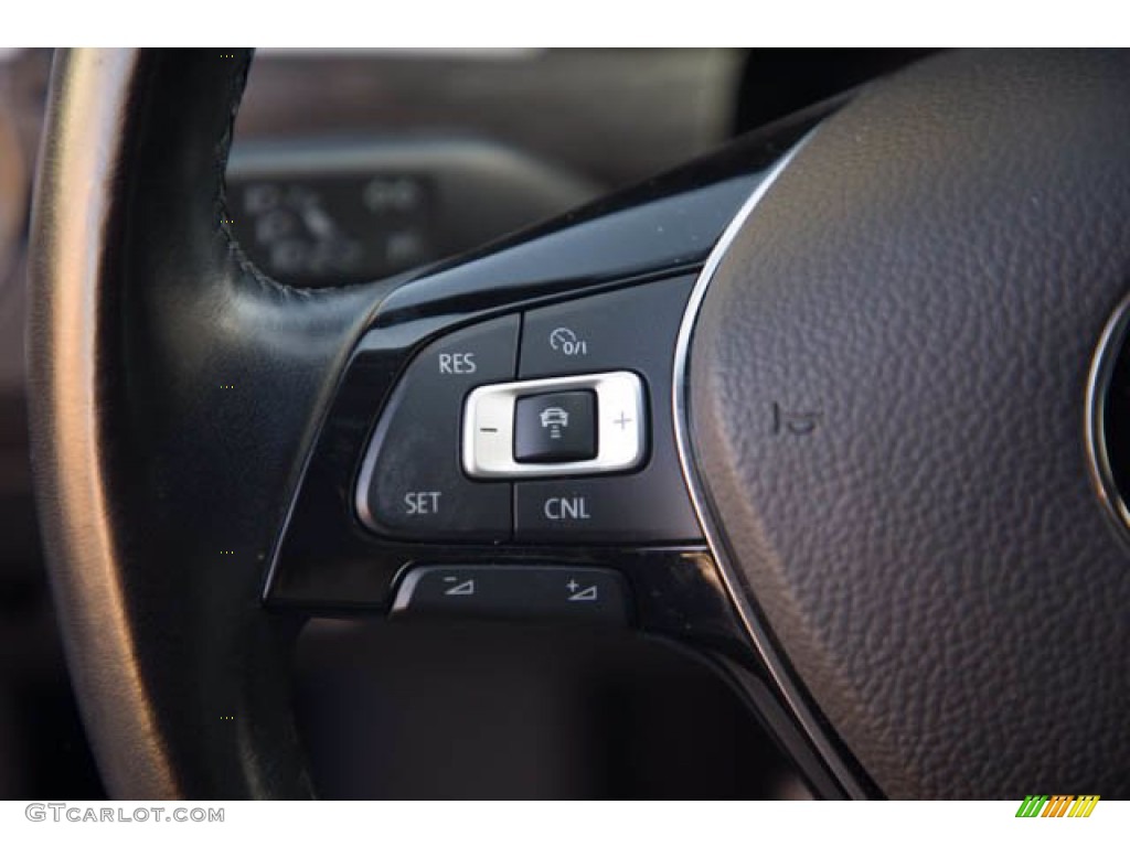 2016 Volkswagen Passat SE Sedan Titan Black Steering Wheel Photo #140837126