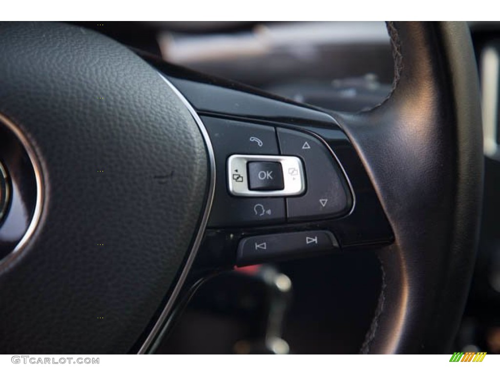 2016 Volkswagen Passat SE Sedan Titan Black Steering Wheel Photo #140837129
