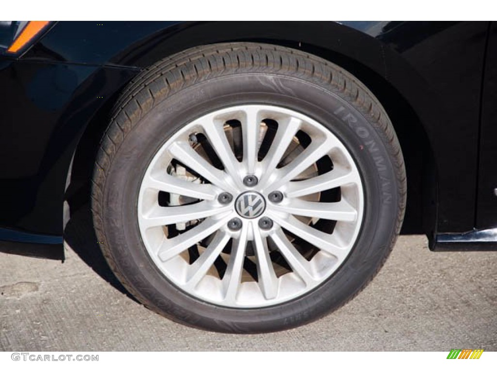 2016 Volkswagen Passat SE Sedan Wheel Photo #140837192