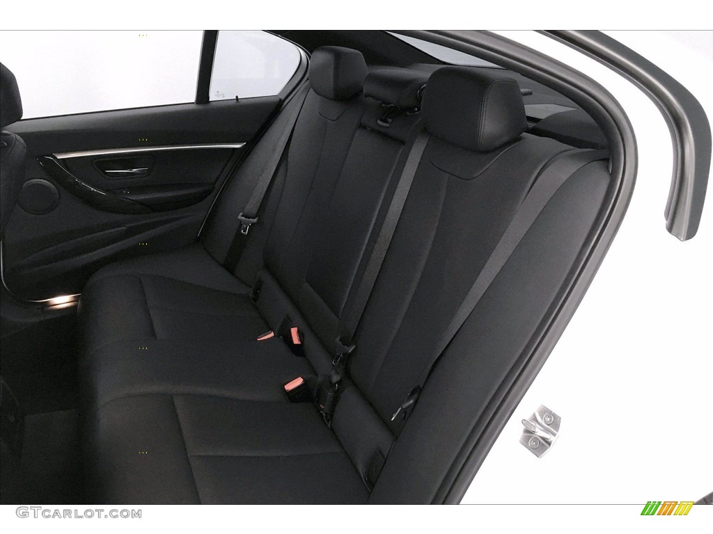 2018 3 Series 330i Sedan - Mineral White Metallic / Black photo #30