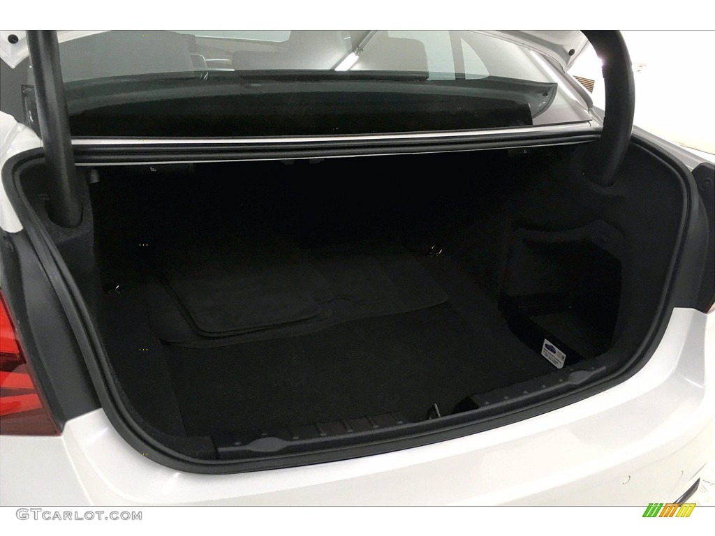 2018 3 Series 330i Sedan - Mineral White Metallic / Black photo #32
