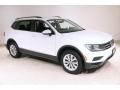 Pure White - Tiguan SE 4MOTION Photo No. 1