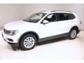 Pure White - Tiguan SE 4MOTION Photo No. 3