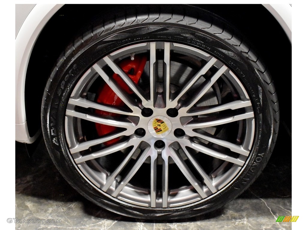 2017 Cayenne Turbo - White / Black/Garnet Red photo #7