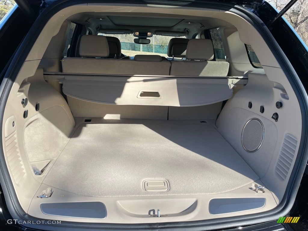 2021 Jeep Grand Cherokee Overland 4x4 Trunk Photo #140843572