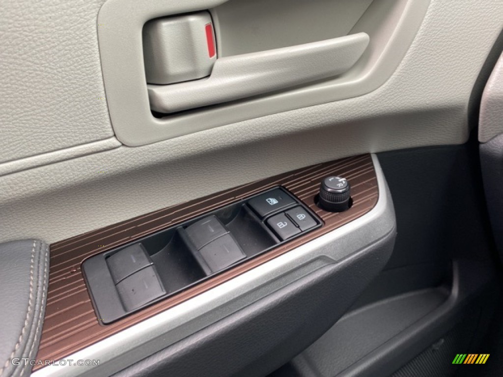 2021 Sienna LE AWD Hybrid - Blueprint / Graphite photo #19