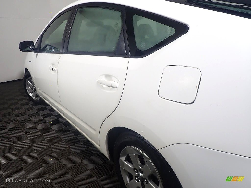 2006 Prius Hybrid - Super White / Gray photo #18