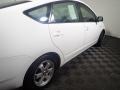 Super White - Prius Hybrid Photo No. 19