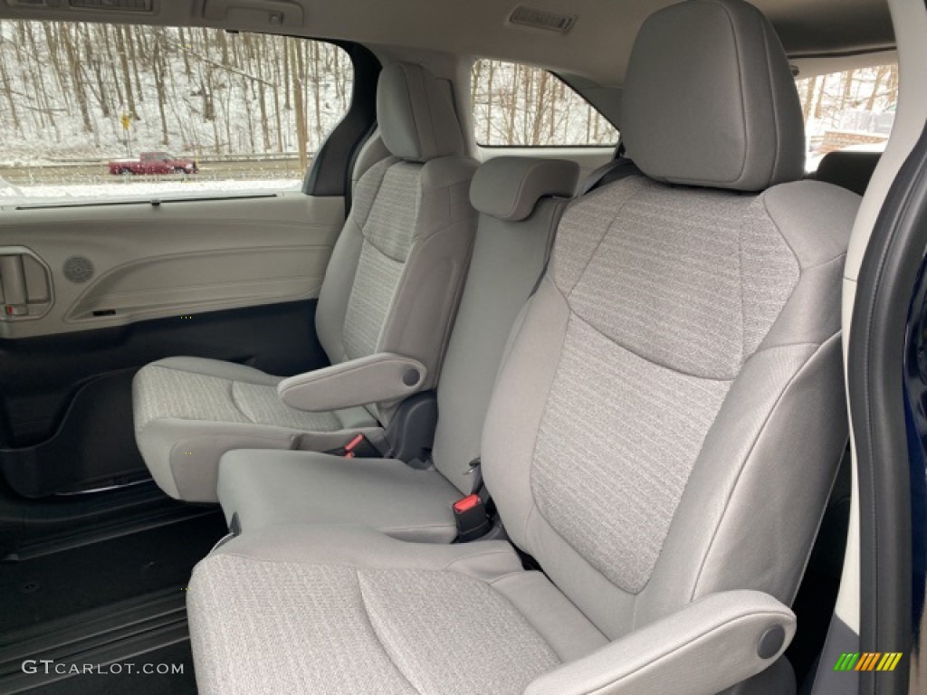 2021 Sienna LE AWD Hybrid - Blueprint / Graphite photo #31