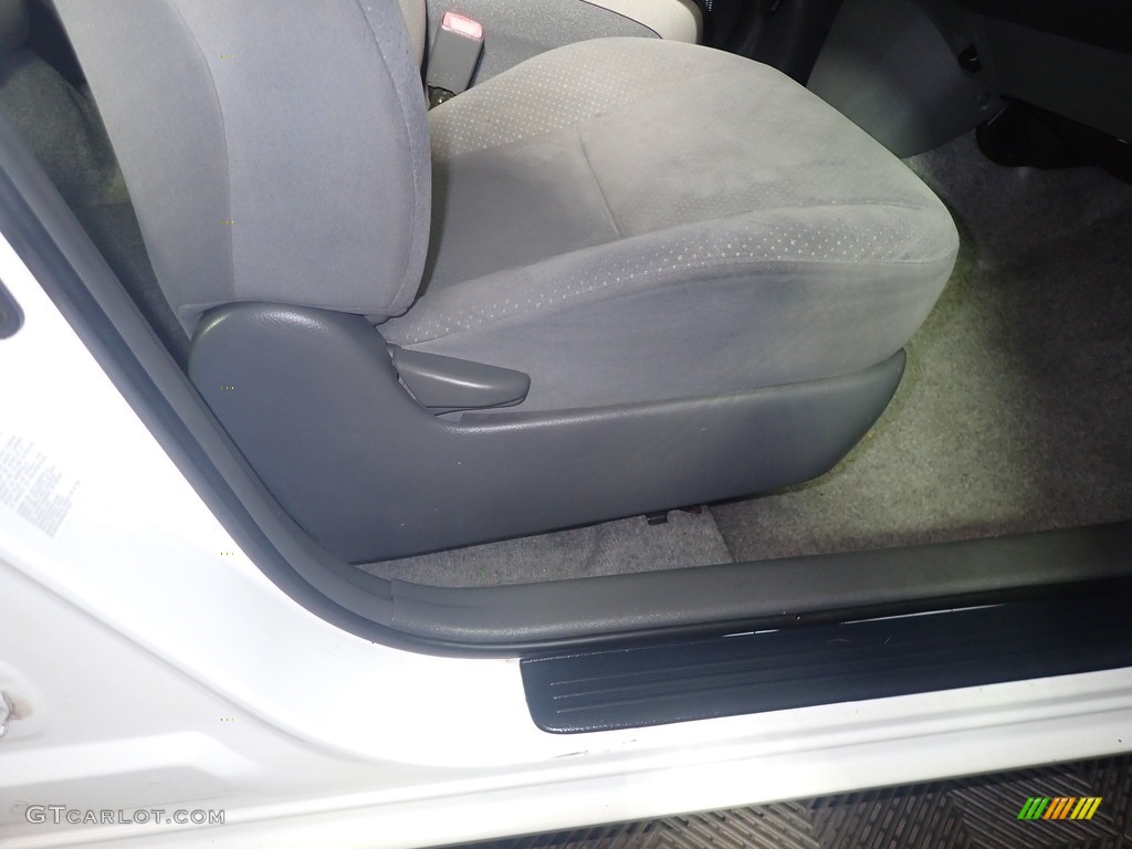 2006 Prius Hybrid - Super White / Gray photo #40