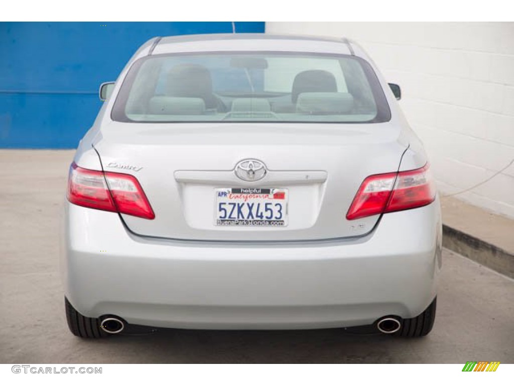 2007 Camry LE V6 - Titanium Metallic / Ash photo #11