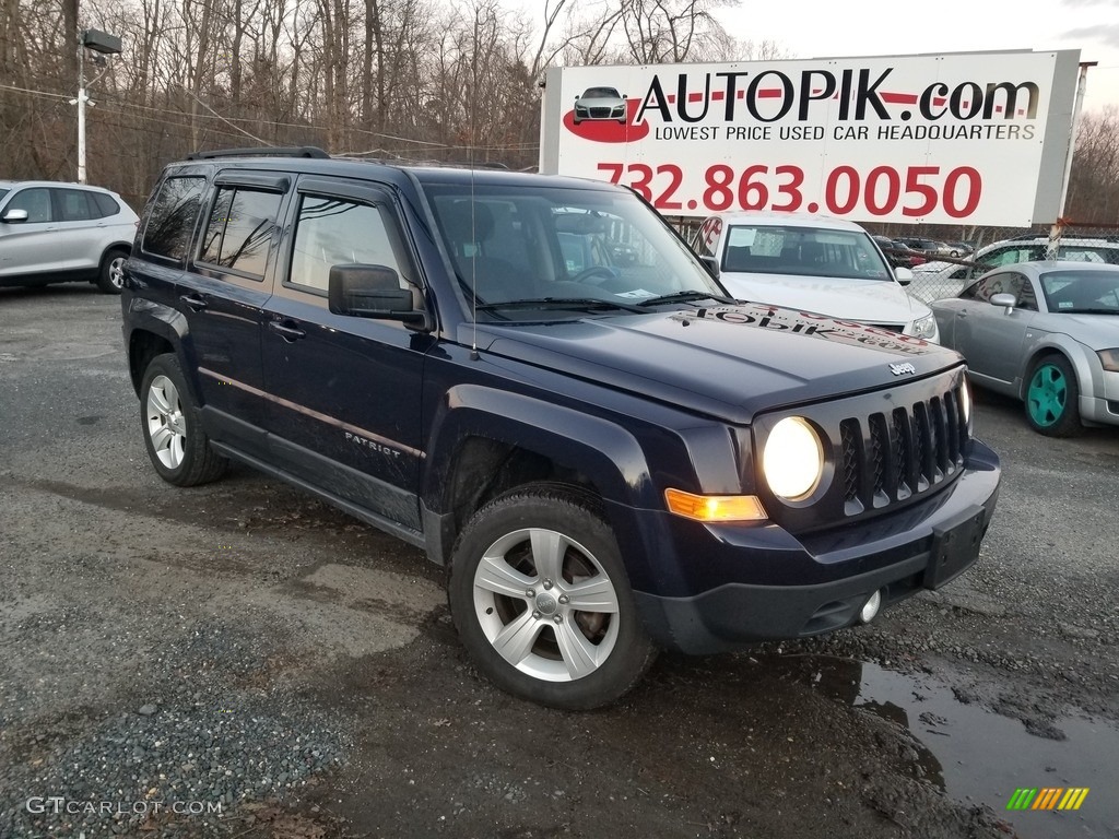 2013 Patriot Latitude 4x4 - Black / Dark Slate Gray/Light Pebble photo #1