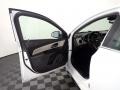 Summit White - Cruze LT Photo No. 28