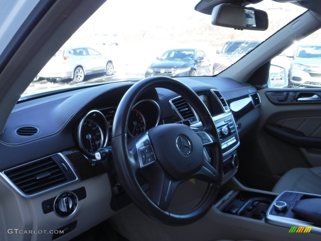 2016 GL 350 BlueTEC 4Matic - Polar White / Almond Beige/Black photo #16