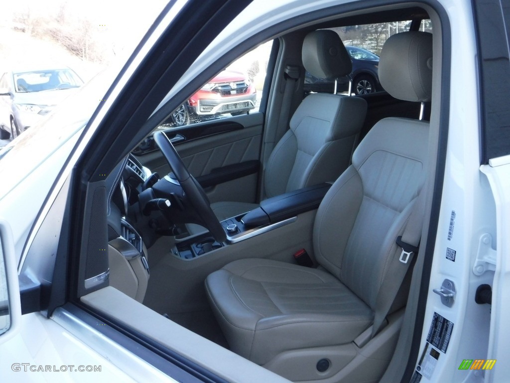 2016 GL 350 BlueTEC 4Matic - Polar White / Almond Beige/Black photo #17