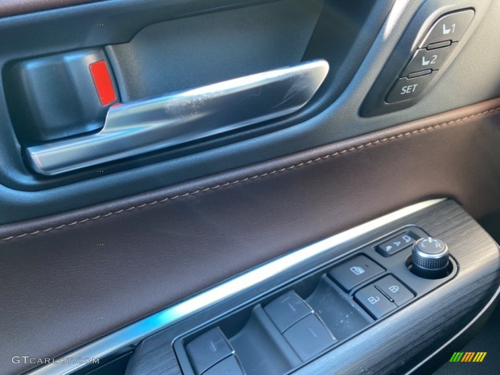 2021 Venza Hybrid XLE AWD - Titanium Glow / Black photo #22