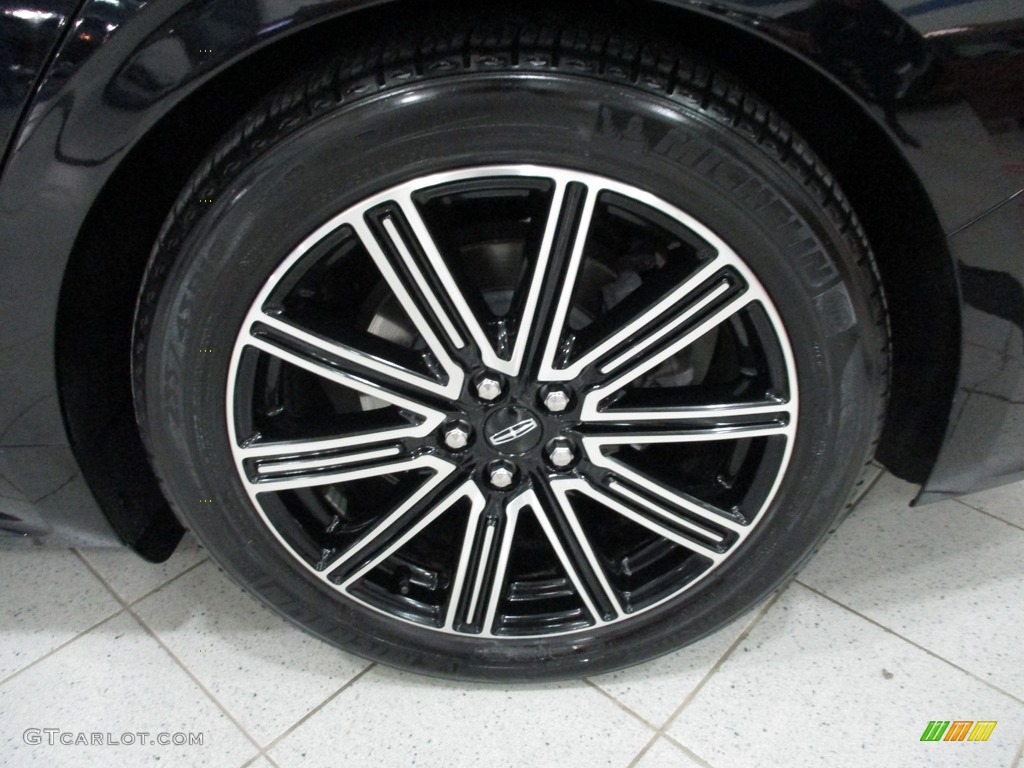 2017 Lincoln Continental Reserve AWD Wheel Photo #140858720