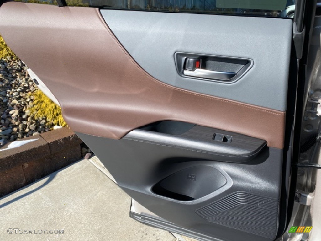 2021 Venza Hybrid XLE AWD - Titanium Glow / Black photo #31