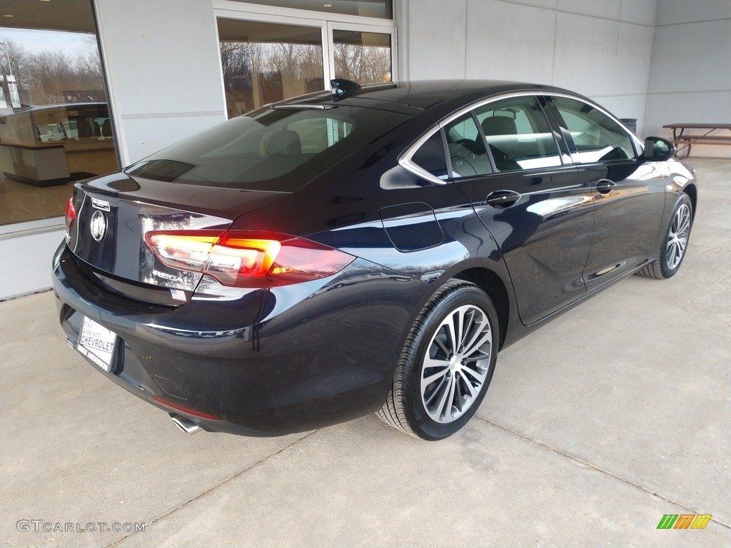 2018 Regal Sportback Preferred - Darkmoon Blue Metallic / Ebony photo #4