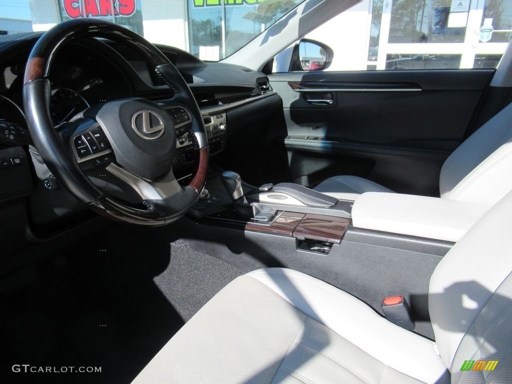 Stratus Gray Interior 2017 Lexus ES 300h Hybrid Photo #140863404
