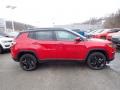 Redline Pearl - Compass Latitude 4x4 Photo No. 6