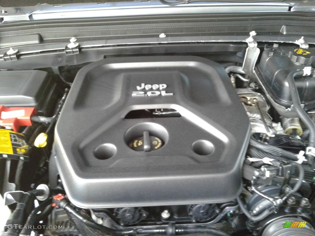 2021 Jeep Wrangler Unlimited Islander 4x4 Engine Photos