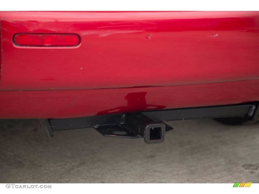 2011 HHR LT - Crystal Red Metallic Tintcoat / Gray photo #10