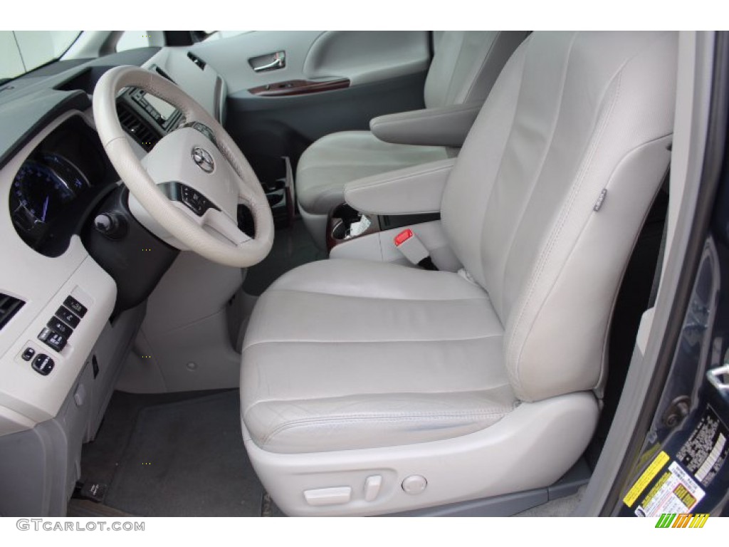 2014 Sienna XLE - Shoreline Blue Pearl / Light Gray photo #10